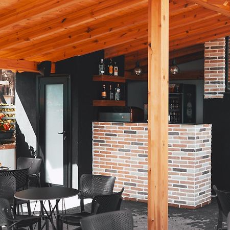 Hotel Beke Vlorë 外观 照片
