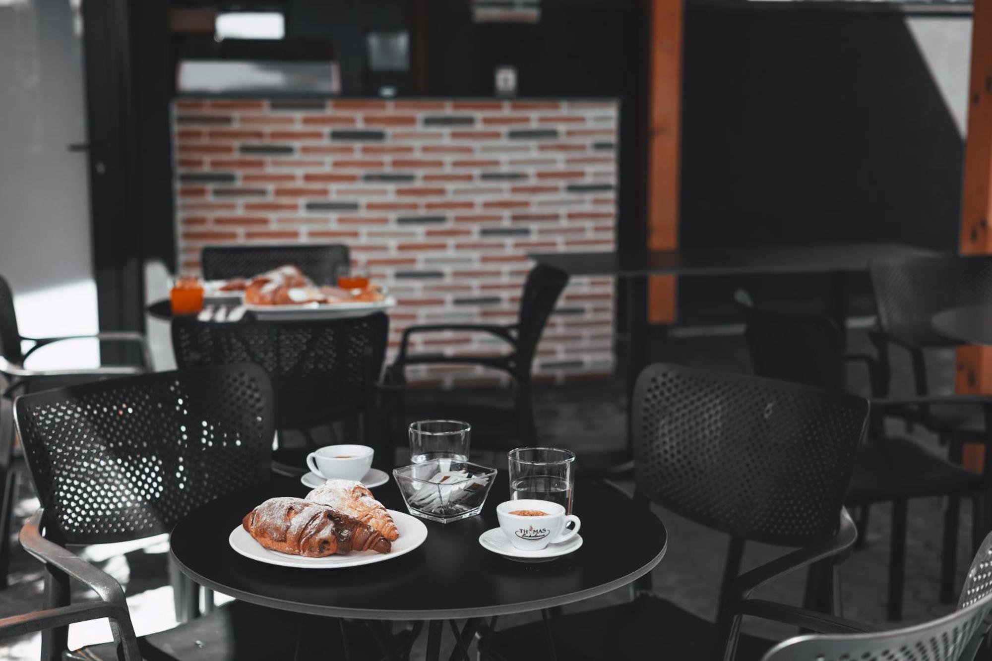 Hotel Beke Vlorë 外观 照片