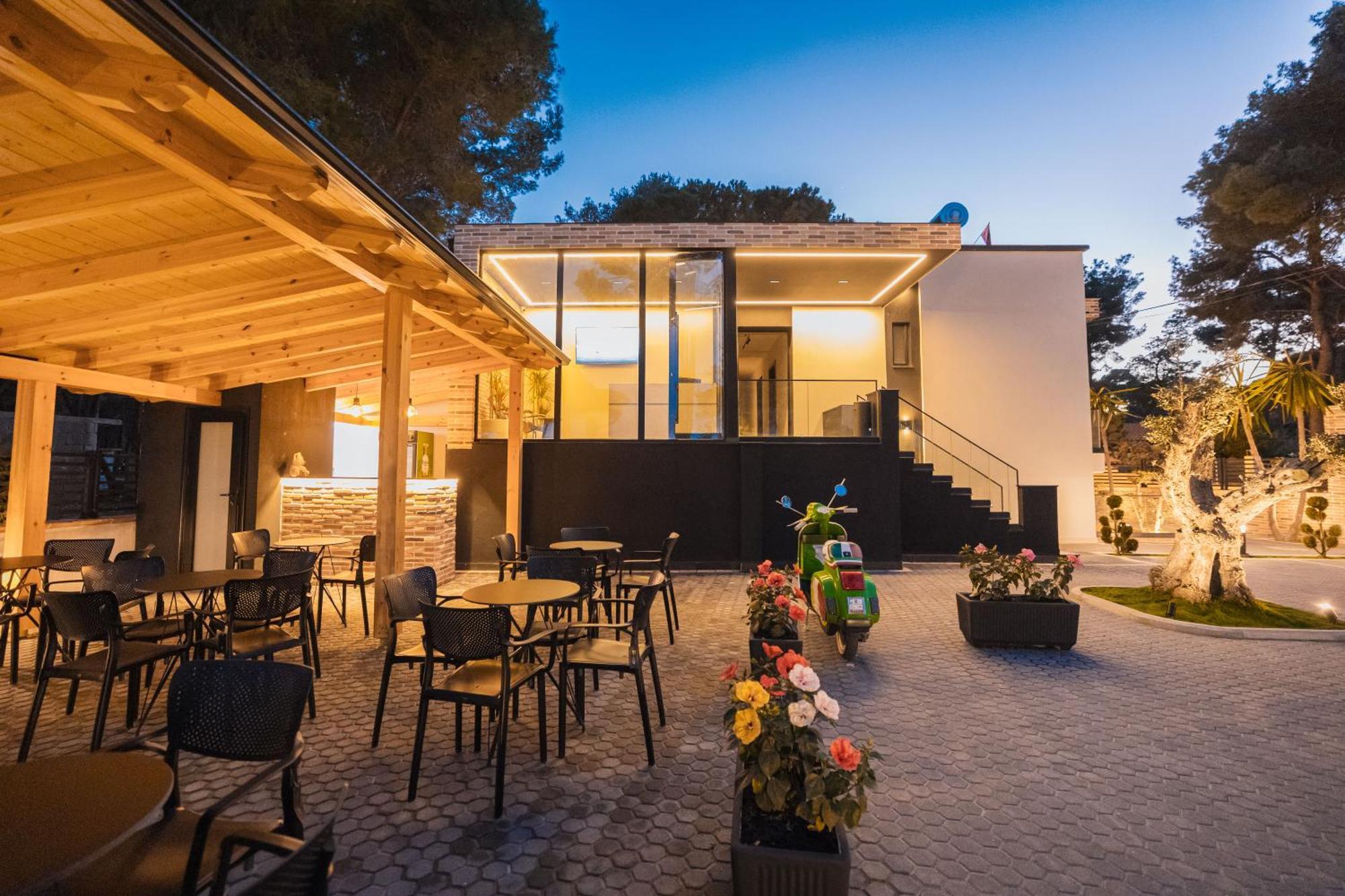 Hotel Beke Vlorë 外观 照片